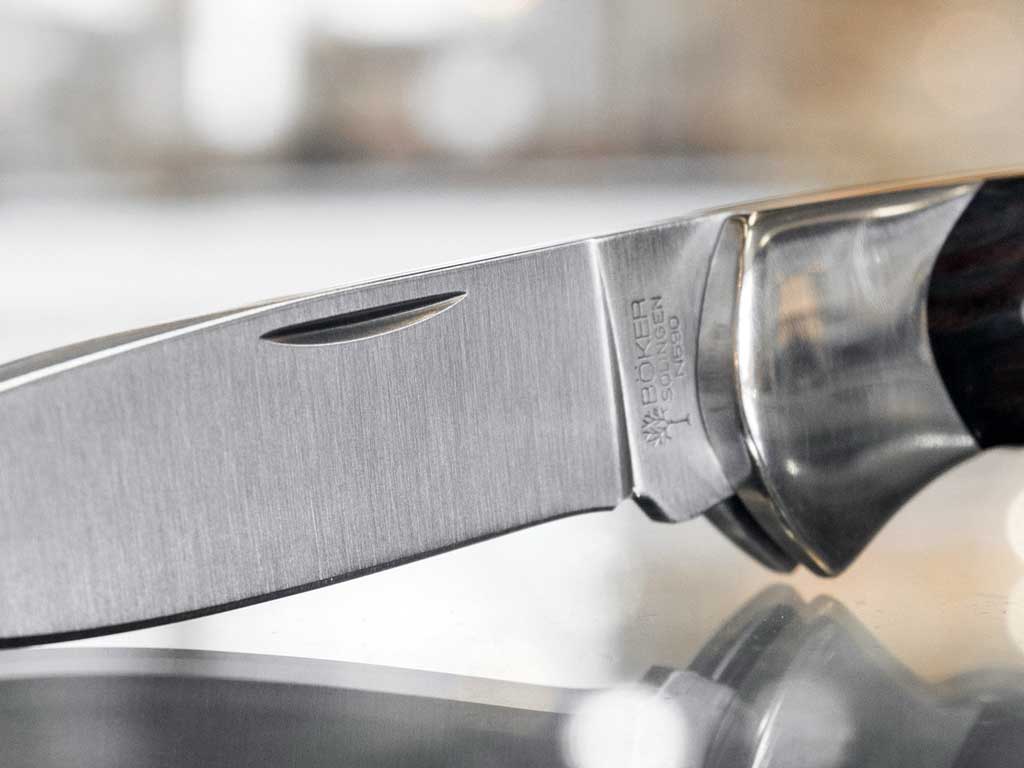 knifestock blog - mecanismos de abertura nail nick